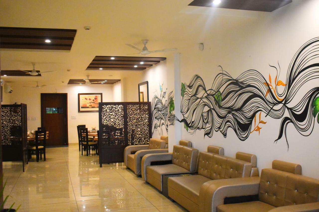 Clarks Collection Hotel 3*